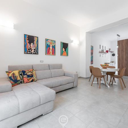 White Gold Apartment Cagliari Eksteriør billede