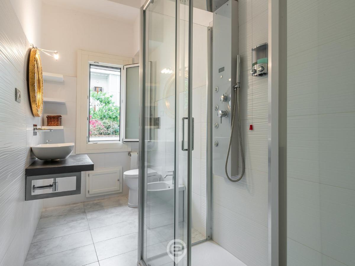 White Gold Apartment Cagliari Eksteriør billede
