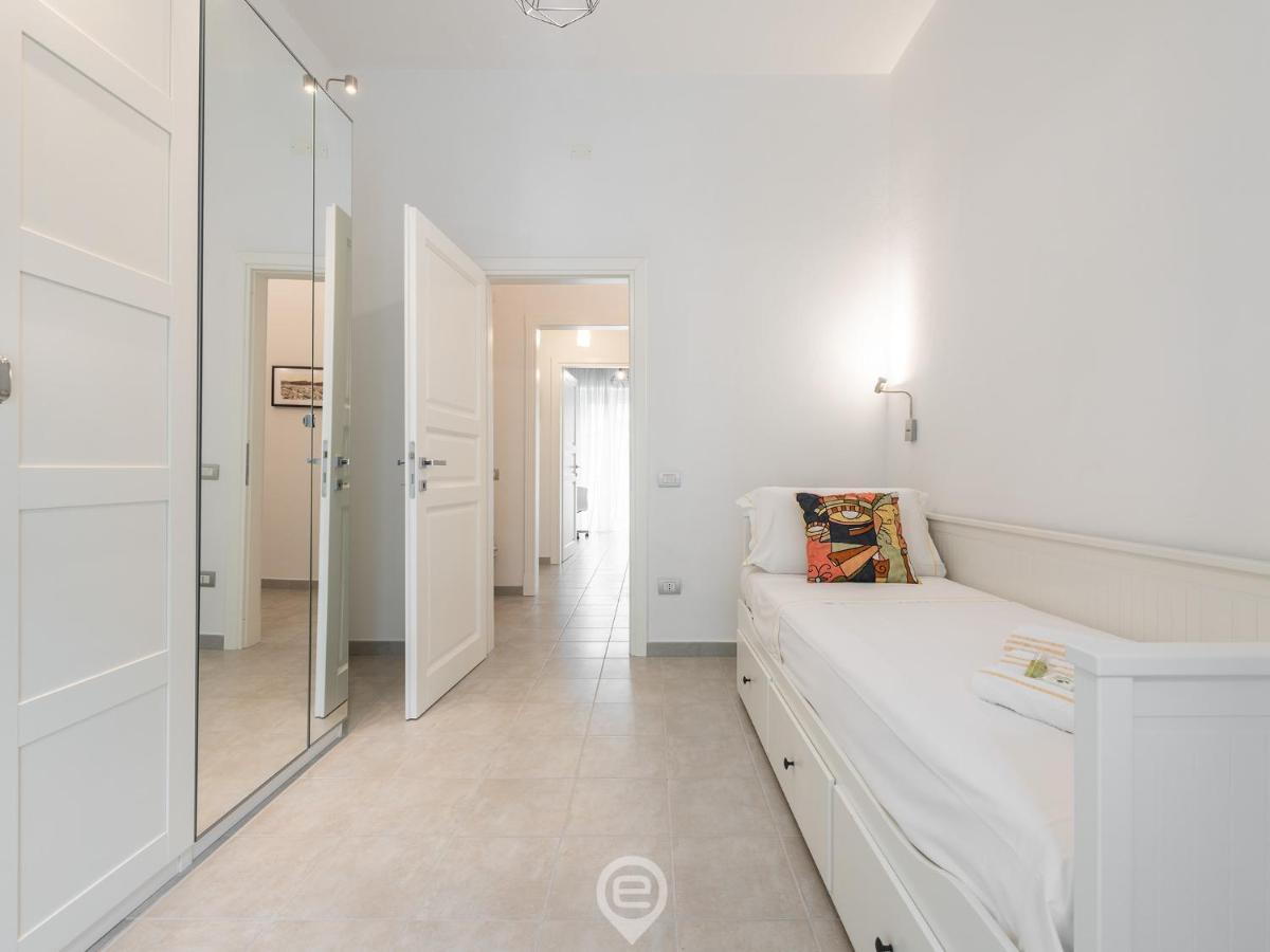 White Gold Apartment Cagliari Eksteriør billede
